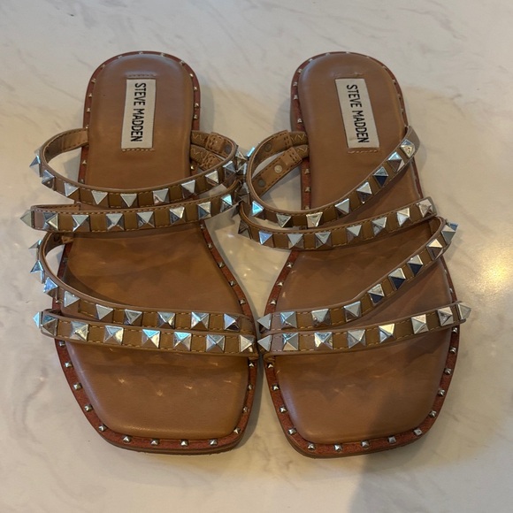 Steve Madden Shoes - Steve Madden Tan Studded Skyler Sandals